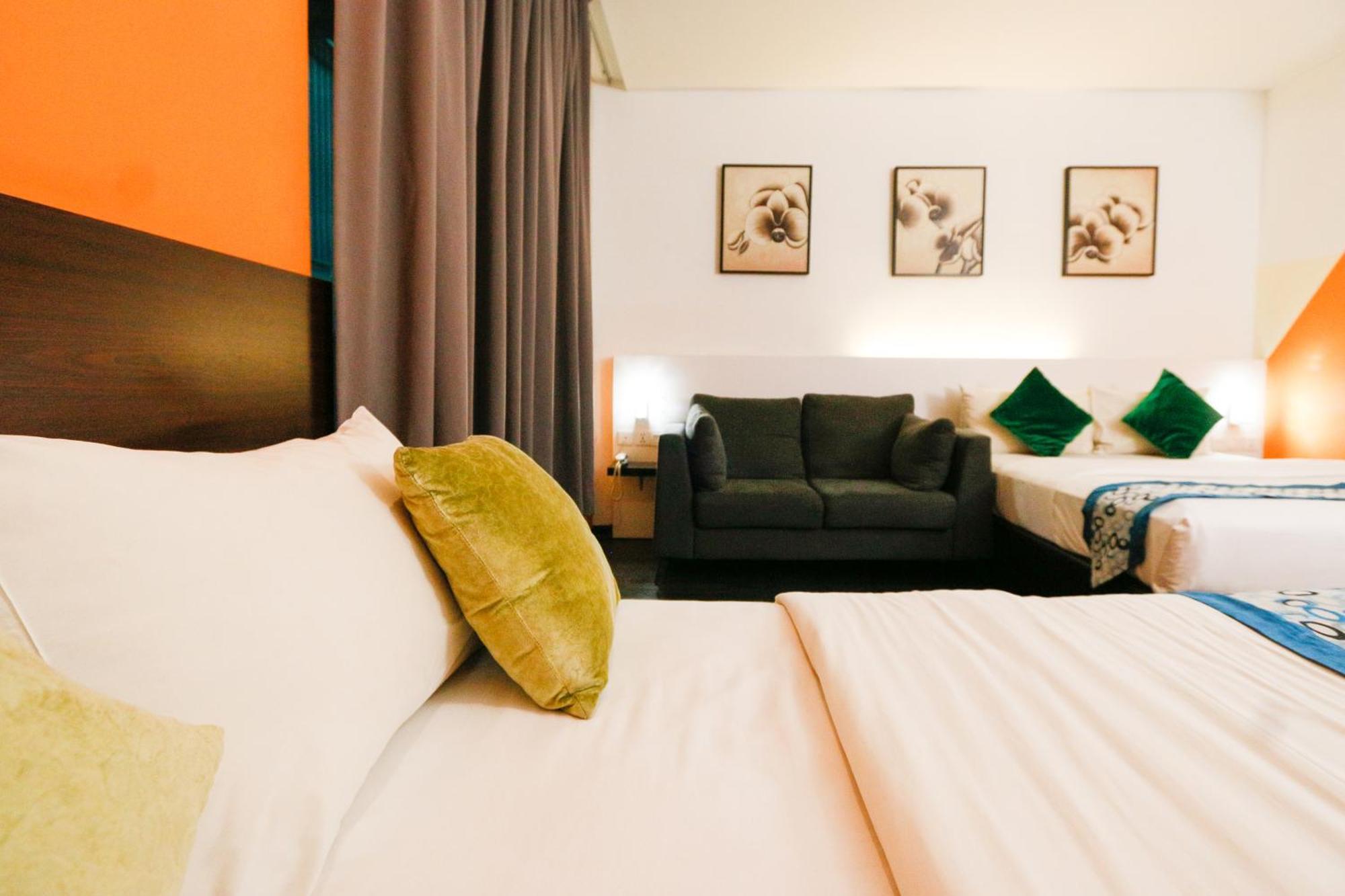 Golden Roof Hotel Ampang Ipoh Exteriör bild