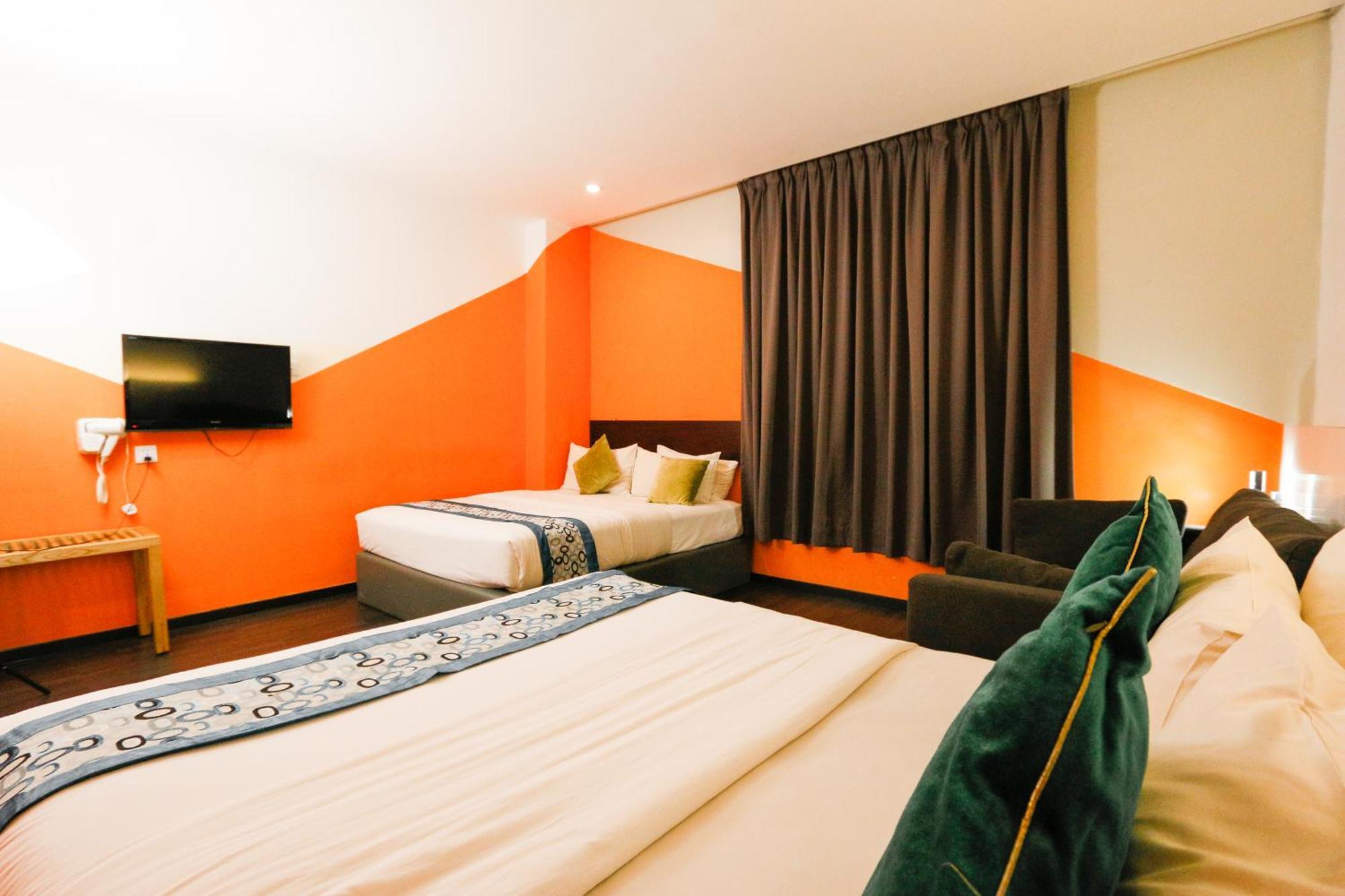 Golden Roof Hotel Ampang Ipoh Exteriör bild