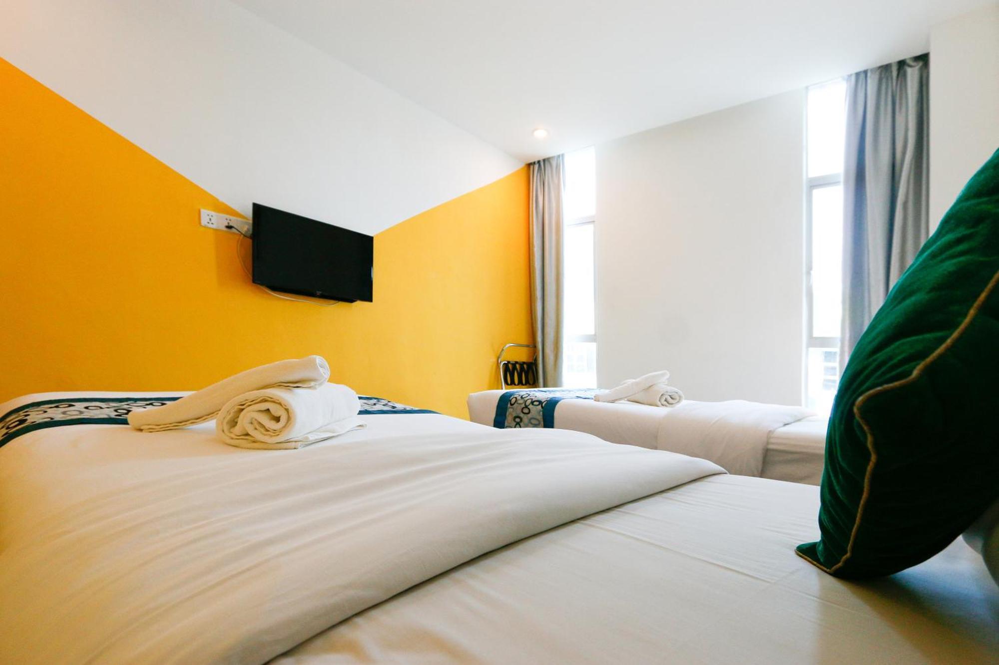 Golden Roof Hotel Ampang Ipoh Exteriör bild