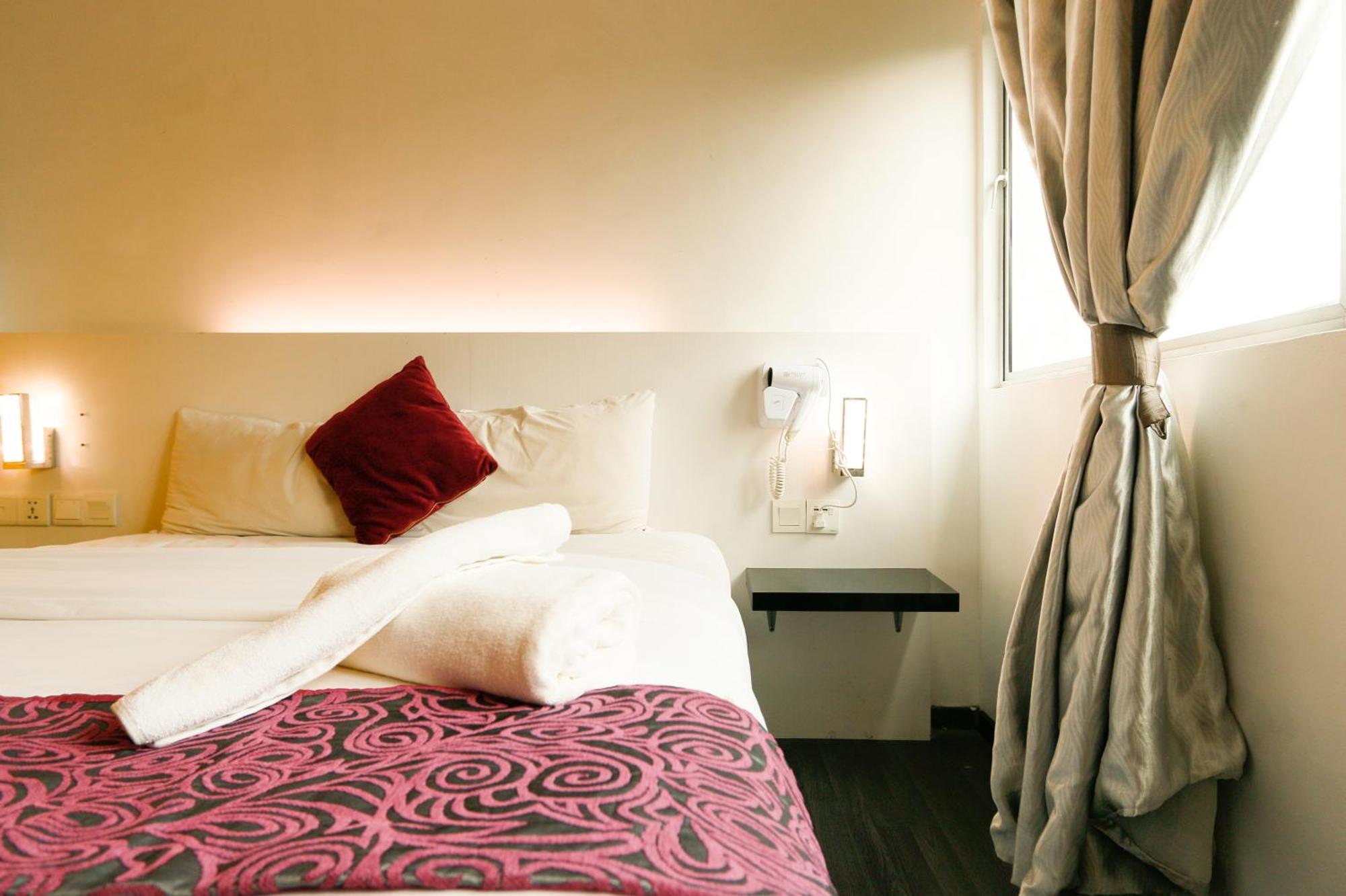 Golden Roof Hotel Ampang Ipoh Exteriör bild